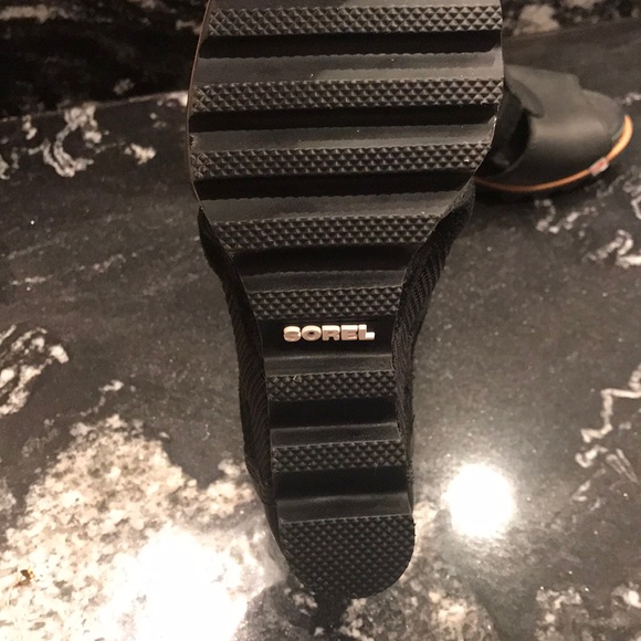 Shoes - Picture 2 of 5